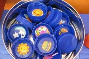 【益智手工】瓶盖儿的正确打开方式！手工，玩教具，动物挂件全都有