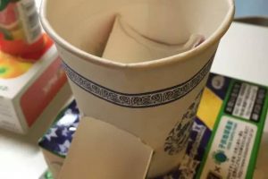 【手工实验】22个材料超简单的科学小实验，保证孩子们从此爱上科学！