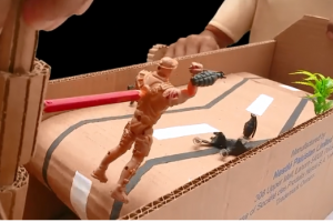 用纸板DIY桌面游戏，手摇启动，玩起来真带劲