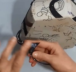 谷乐品环创手工材料DIY艺术创意之纸板花瓶，谷乐品环创素材网独家分享提供视频教程