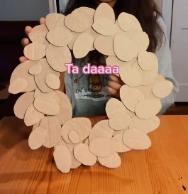 谷乐品环创手工材料DIY艺术创意之纸板制作创意帽子，谷乐品环创素材网独家分享提供视频教程